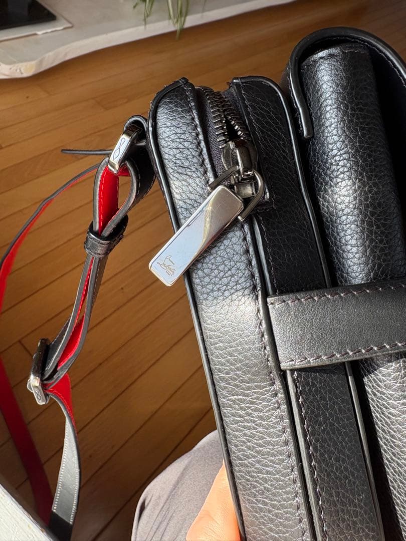 スタッズデザイン ショルダーバッグ