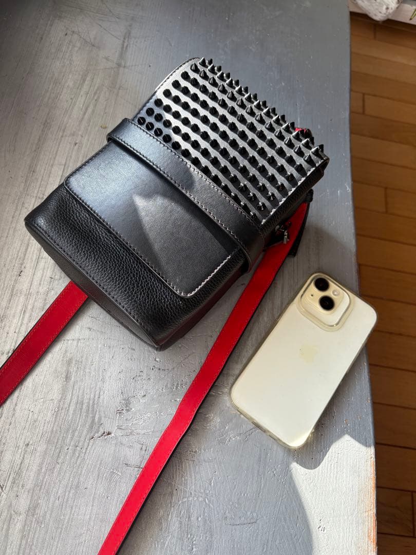 スタッズデザイン ショルダーバッグ