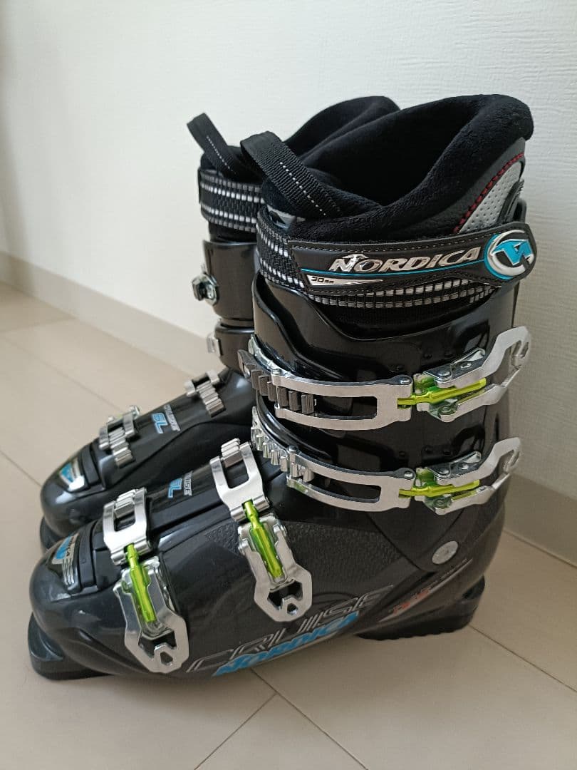 スキーブーツ NORDICA CRUISE 28.0-28.5 cm