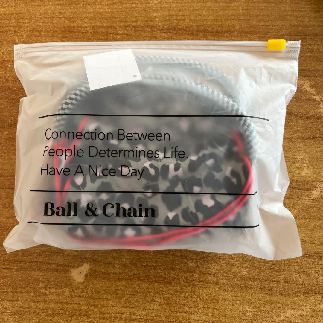 ボール＆チェーン　キティコラボ　レオパード柄グレー