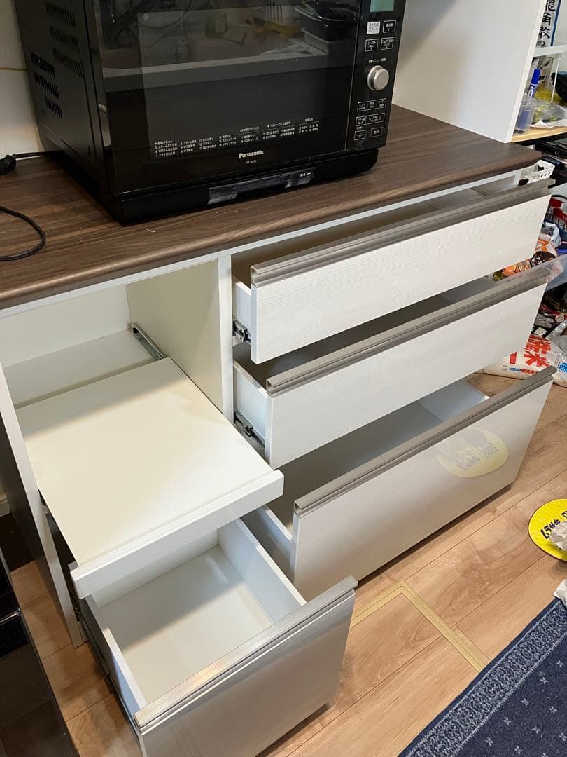 食器棚　カップボード　美品　21時までの金額