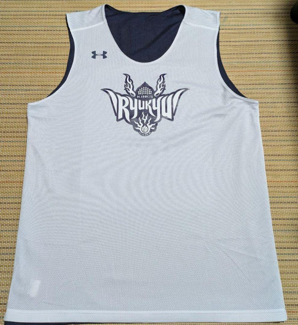 琉球ゴールデンキングス　リバーシブルウェア　③