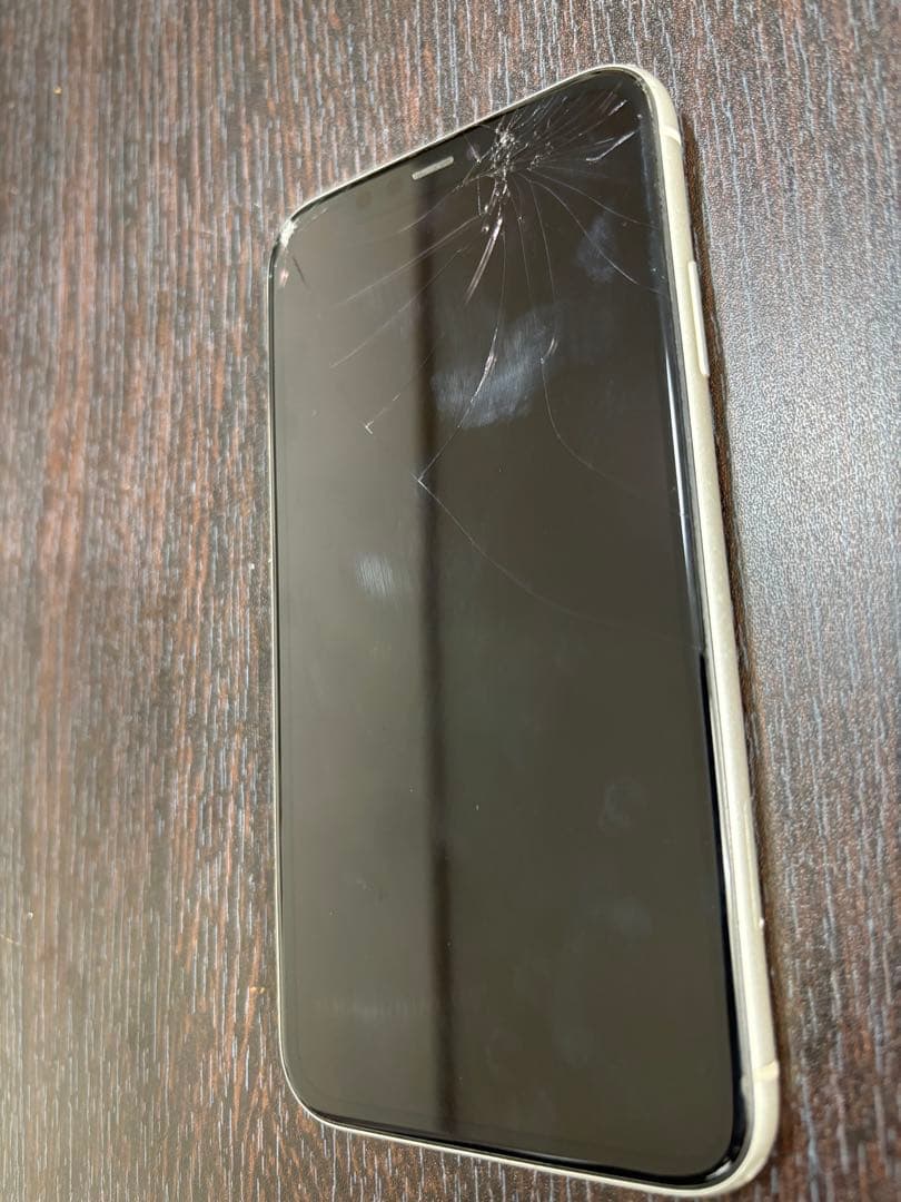 Apple iPhone 11 64GB ホワイト