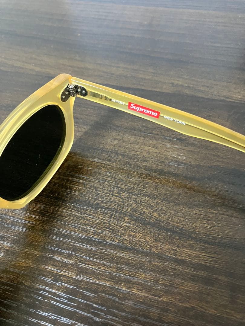 S*e様 supreme alton サングラス