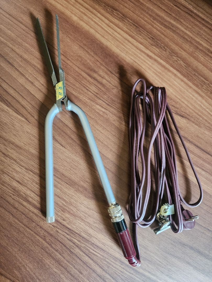 R 21 アール・トニーワン アイロン 新品未使用品 レトロ