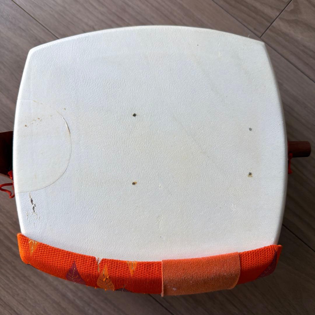 三味線本体 白とオレンジ