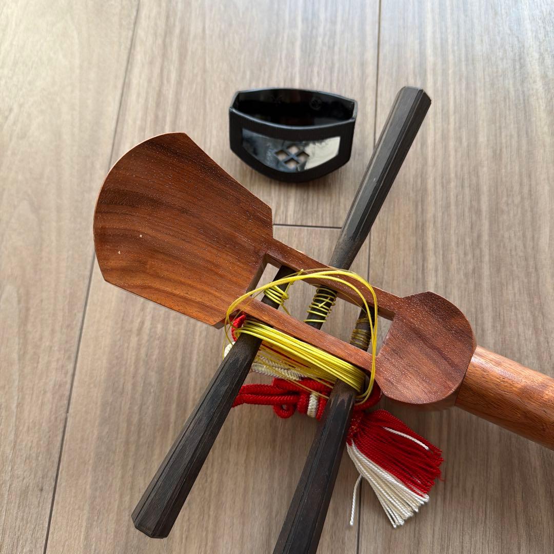 三味線本体 白とオレンジ