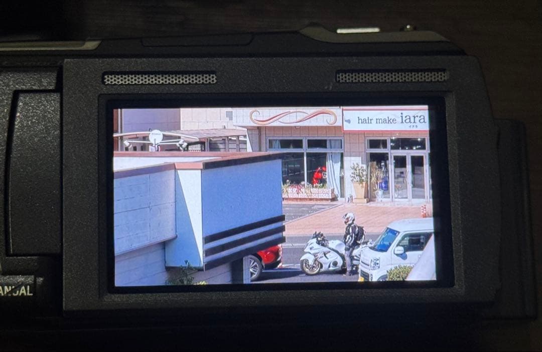 SONY HDR-CX720V (0.7倍の広角レンズ・大容量バッテリー付)