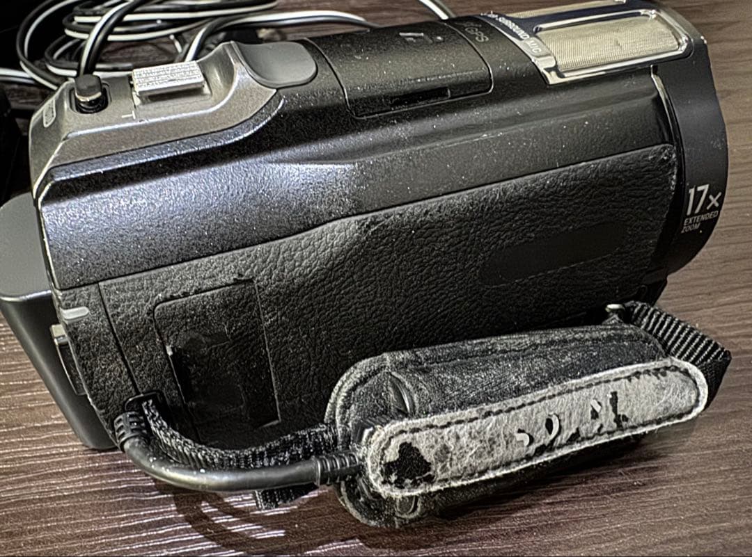 SONY HDR-CX720V (0.7倍の広角レンズ・大容量バッテリー付)