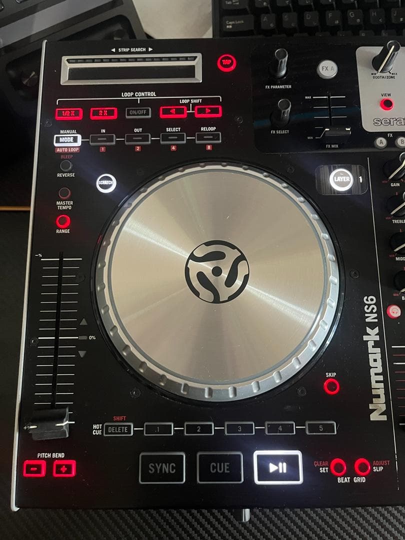 Numark「NS6」PCDJコントローラー（動作確認済み）
