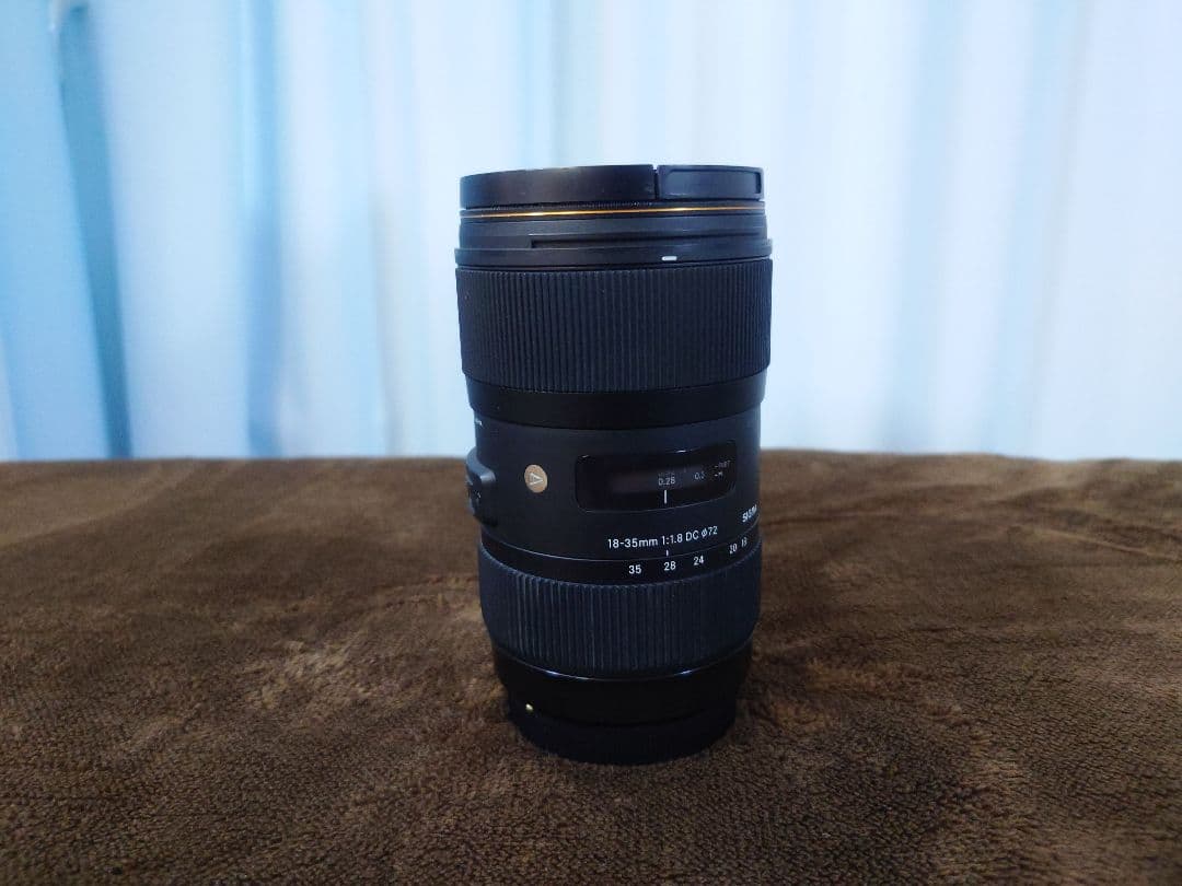SIGMA 18-35mm F1.8 DC HSM CANONマウント レンズ