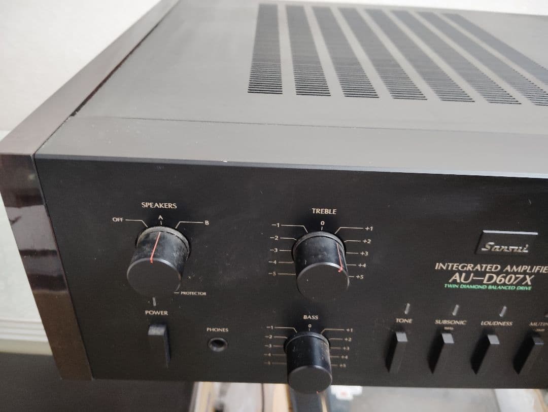 サンスイ sansui 山水AU-D607X プリメインアンプ