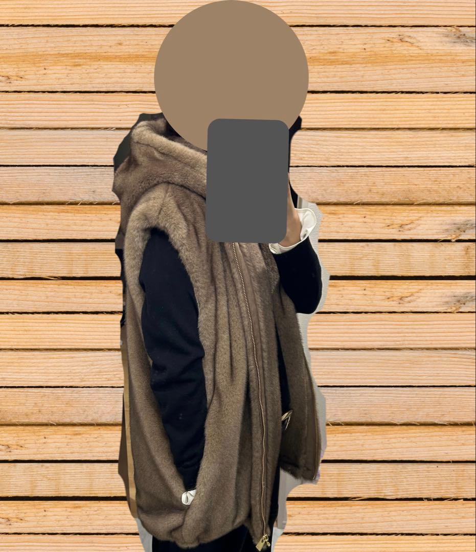 1/25まで限定価格Curensology ファーベスト※肩幅サイズ調整してます