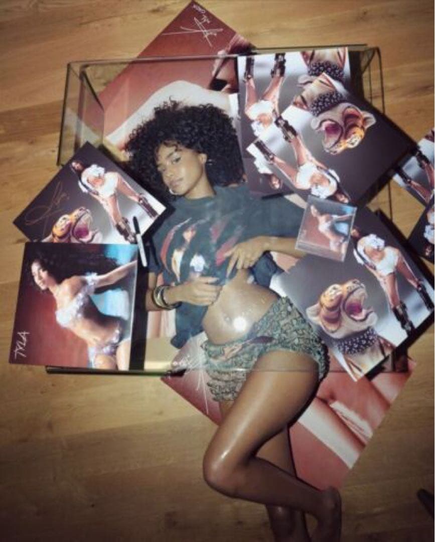 ★Tyla公式直筆メッセージ付サイン&LP★WATER★タイラ