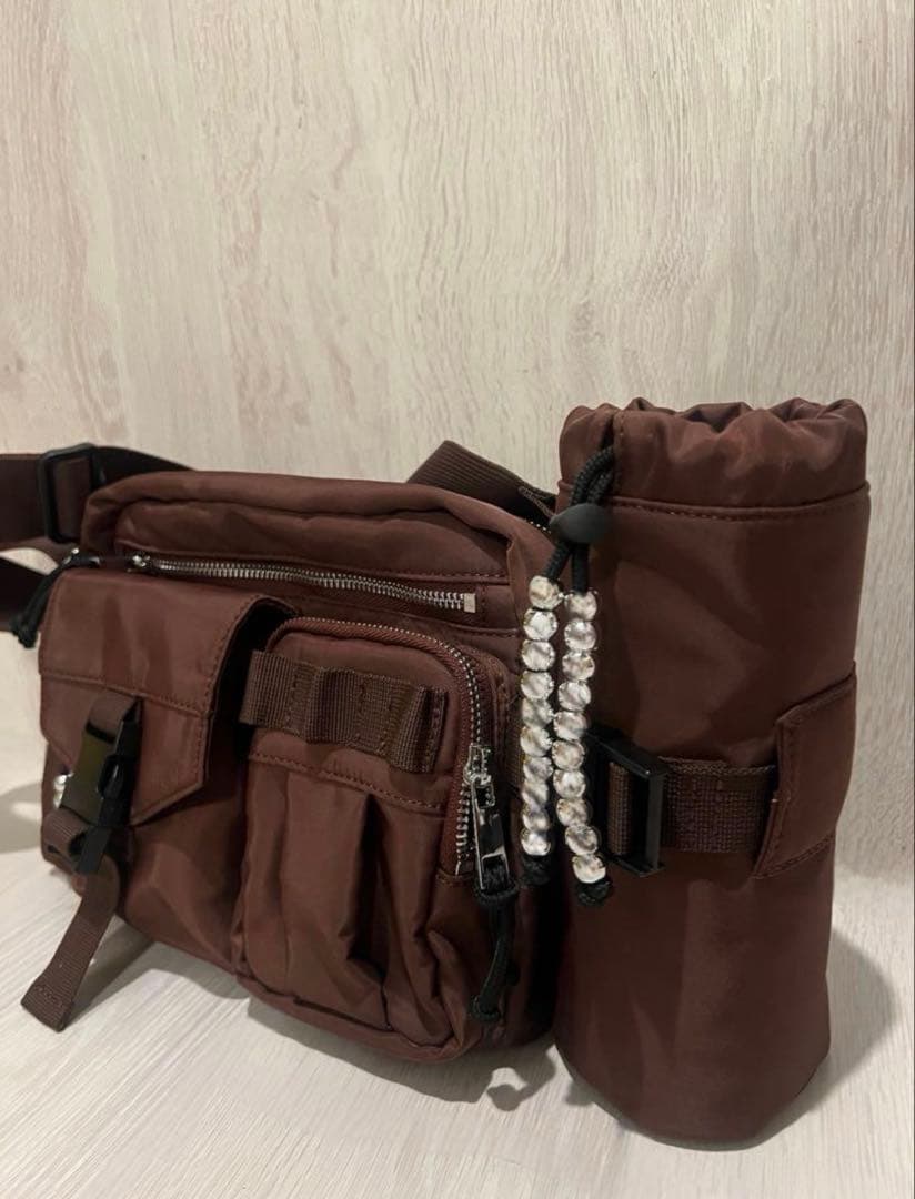 完売Ameri USEFUL MILITALY SQUARE BAG