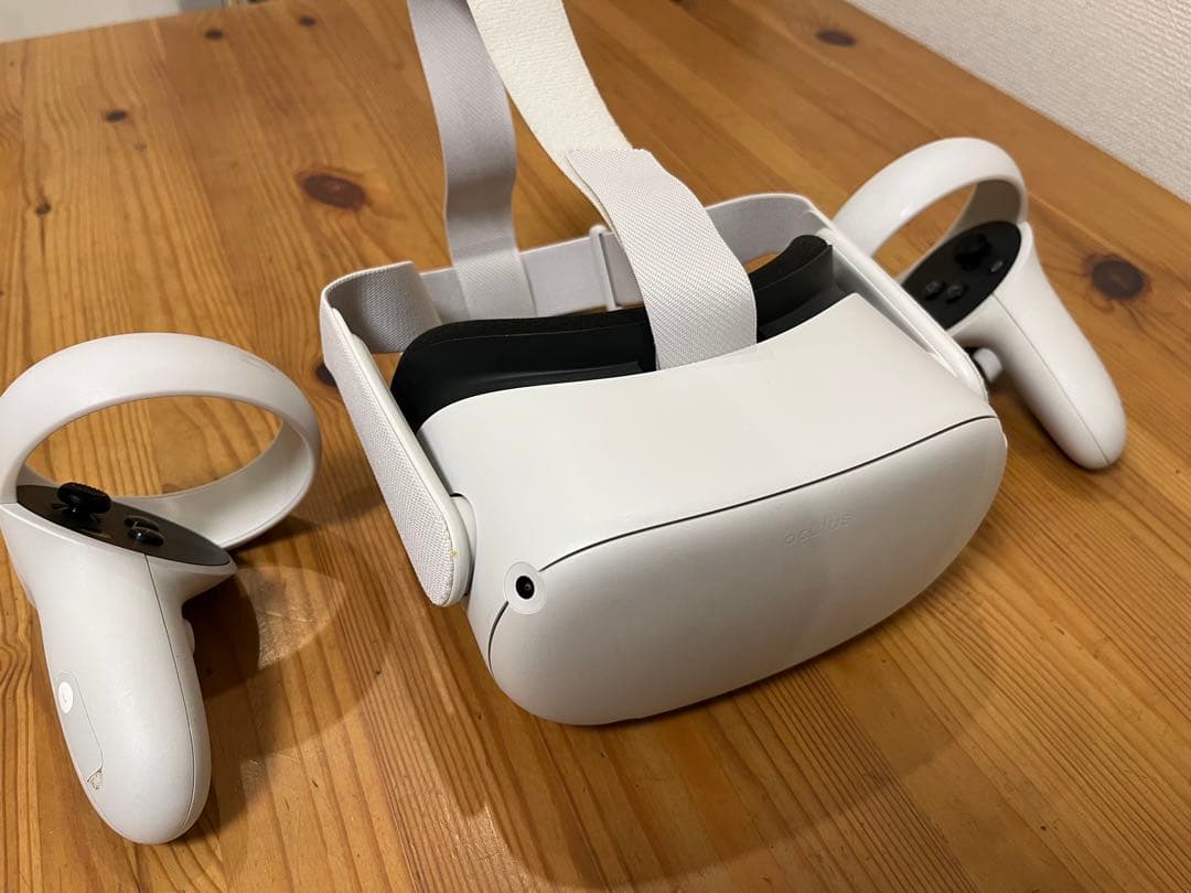  Quest 2 64GB （別売ヘッドストラップ付）