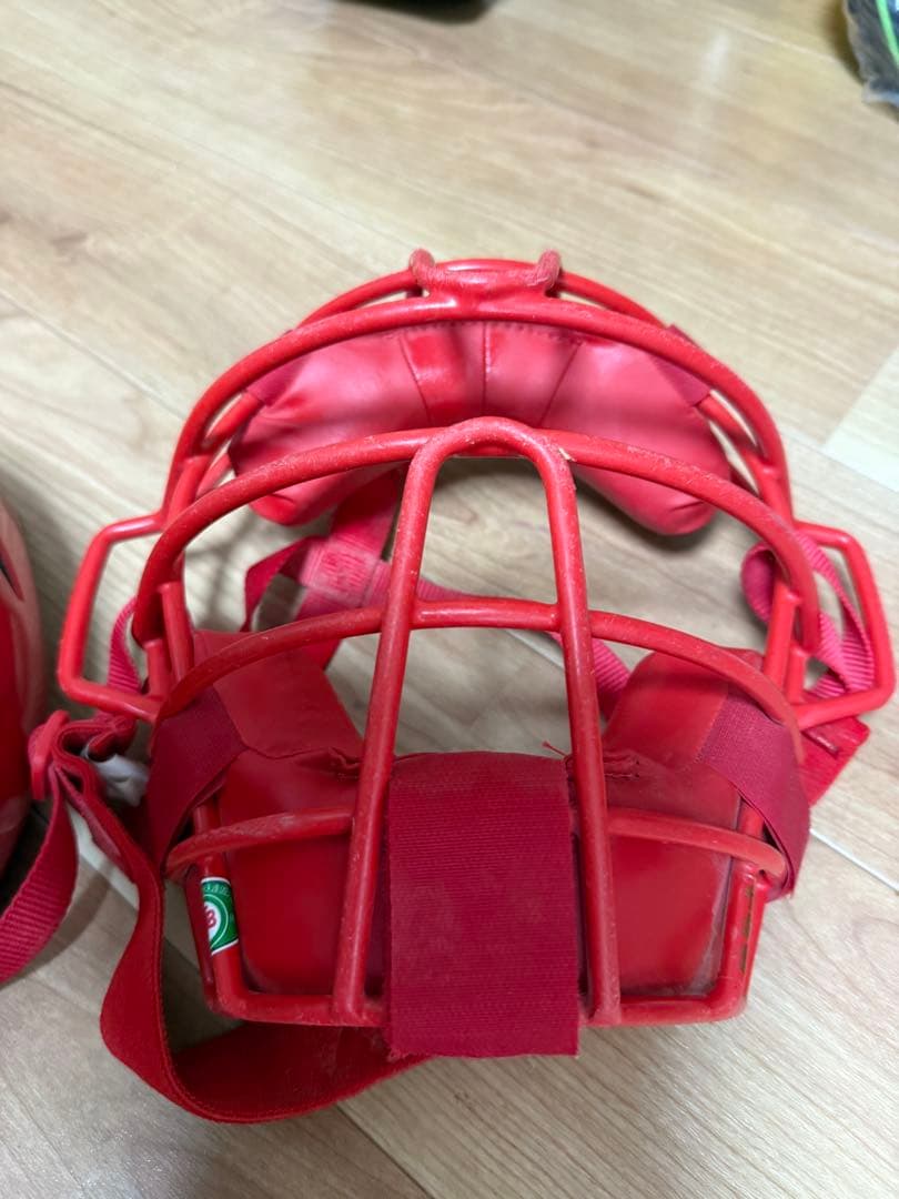 ミズノ キャッチャー防具セット(軟式)レッド