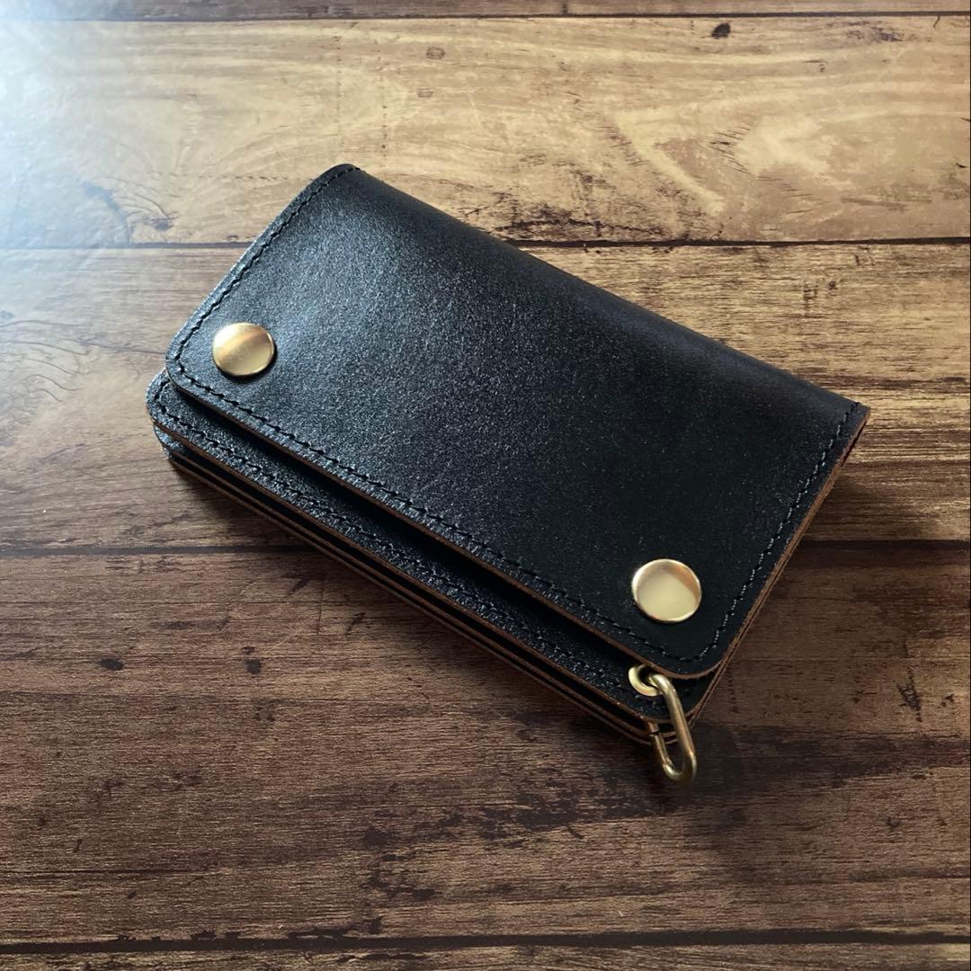 【お札を折らずに収納】カウレザー トラッカーウォレット150（ミドル）3層