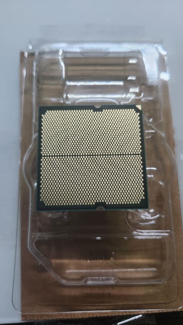 AMD Ryzen 7950X3D CPU 本体