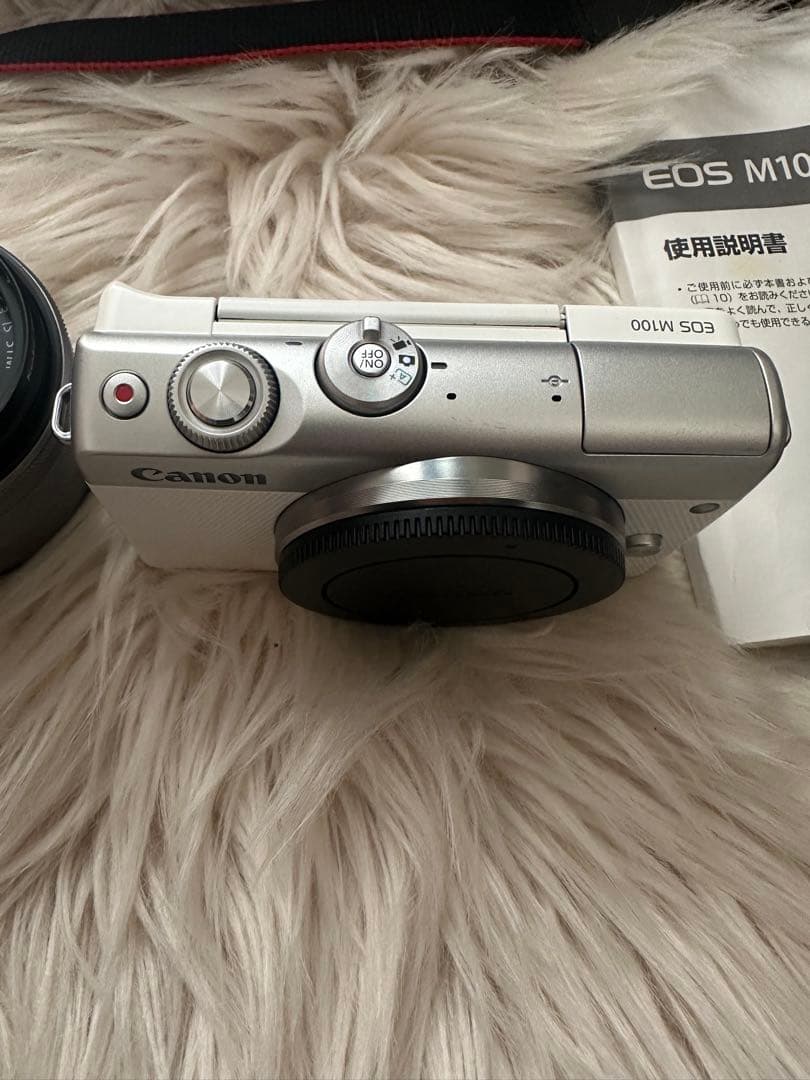 Canon EOS M100 ミラーレス一眼