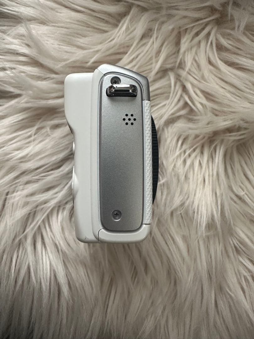 Canon EOS M100 ミラーレス一眼