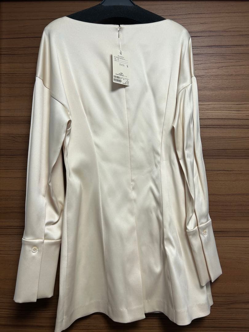 2/1までお値下げ　ウィムガゼット　ブラウス　新品未使用