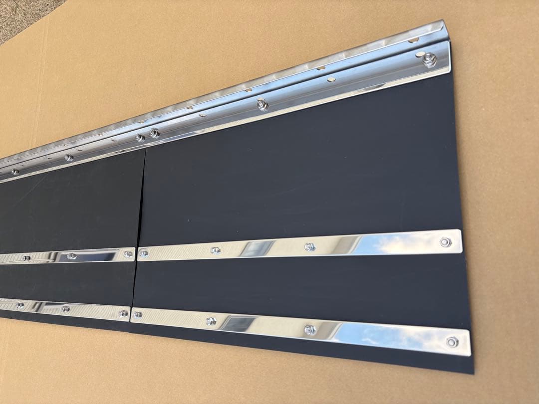 カズ　長タレ　ウロコ　三分割