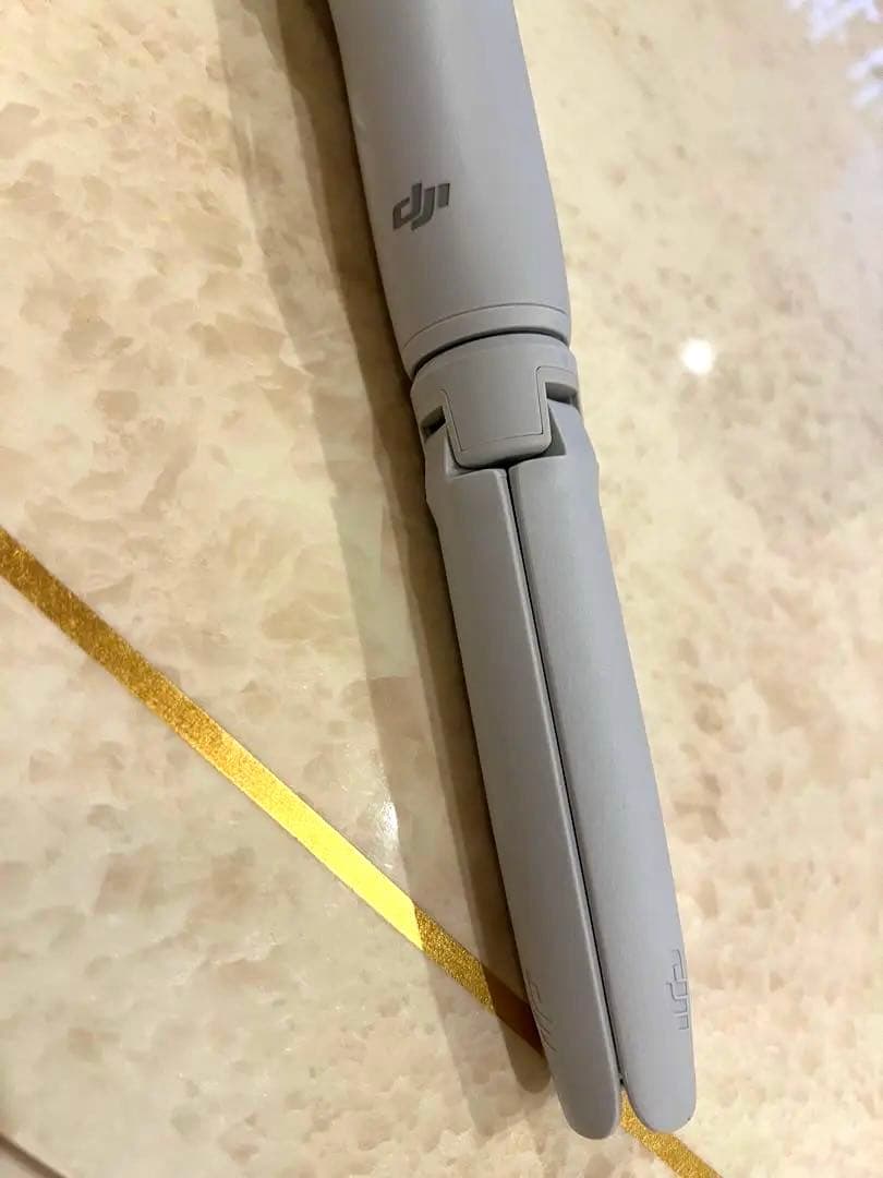新品未使用 DJI スタビライザー 自撮り棒 3脚 撮影 マイク ライト セット