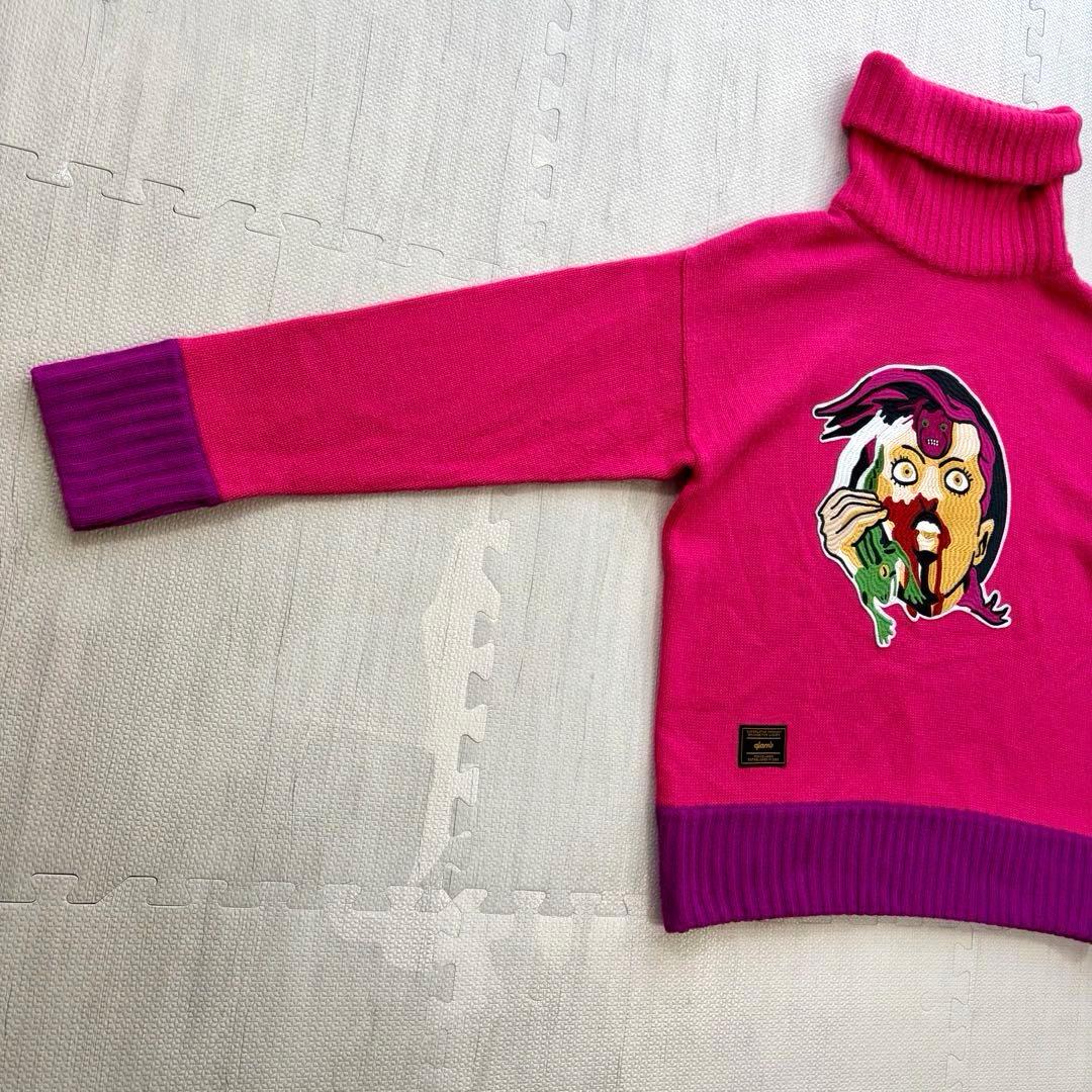 glamb ジョジョ ドッピオ タートルネック セーター ピンク