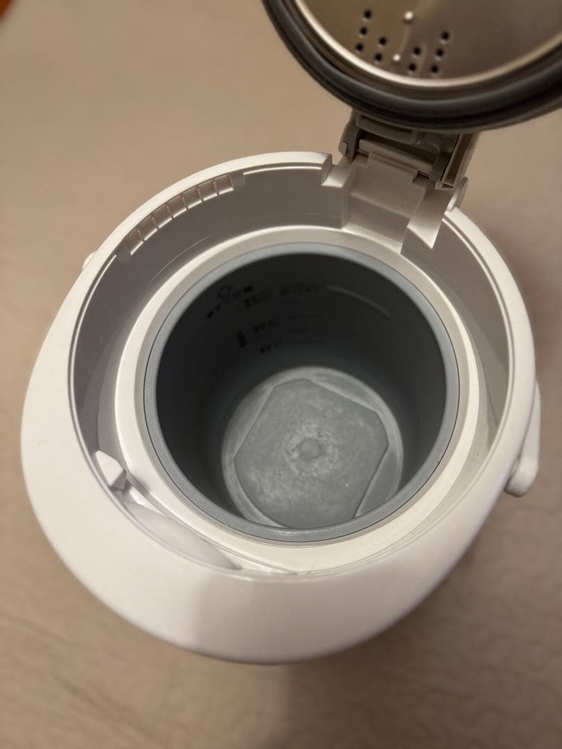 【美品】象印 スチーム式加湿器　EE-RS50-WA [ホワイト]