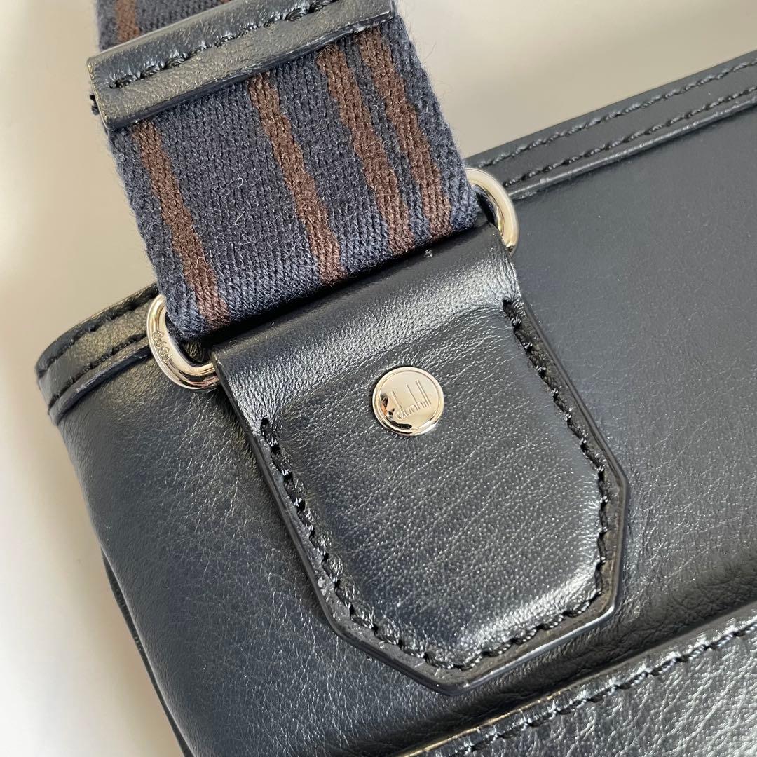 ✨未使用級　近年モデル✨　dunhill ショルダーバッグ　ポシェット　レザー