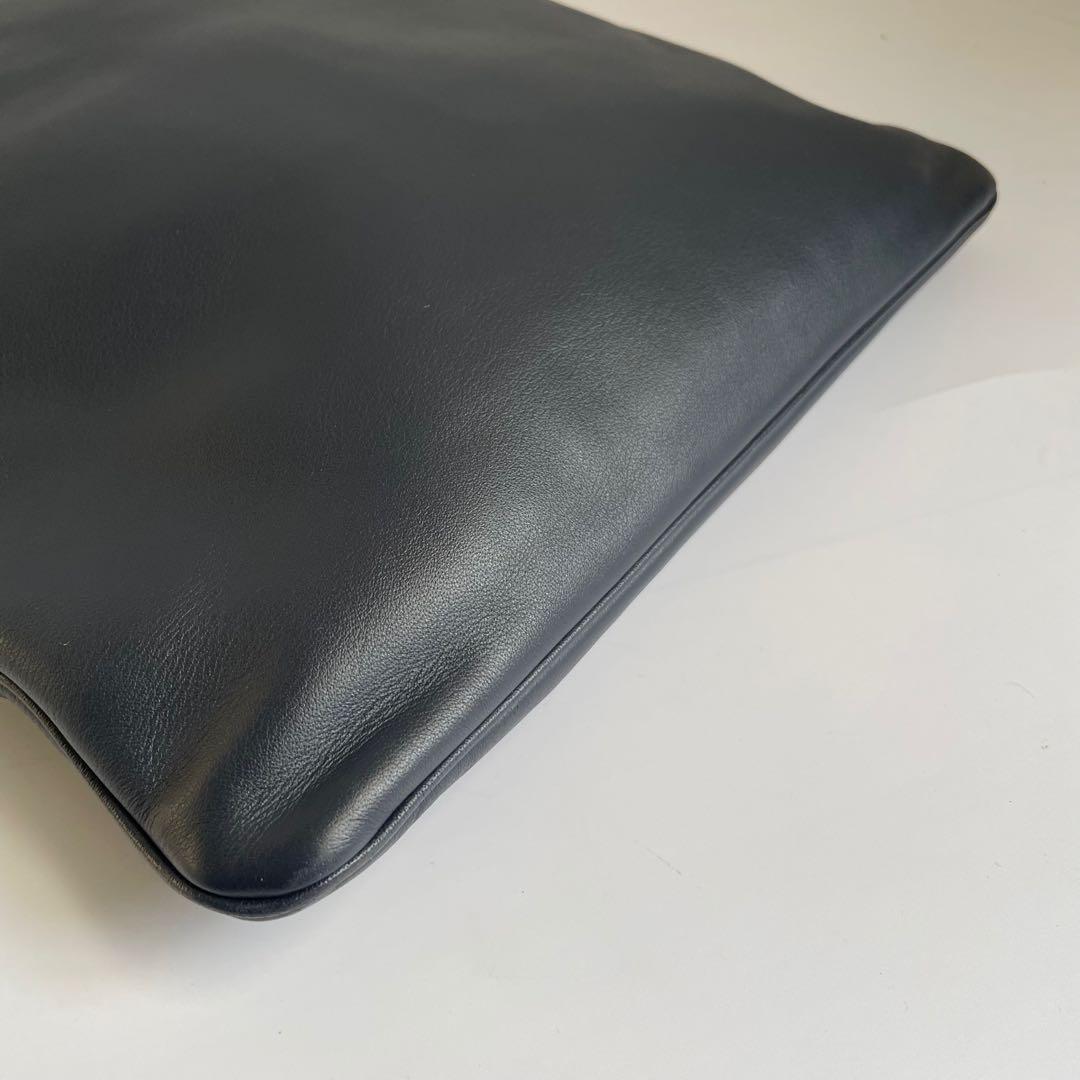 ✨未使用級　近年モデル✨　dunhill ショルダーバッグ　ポシェット　レザー