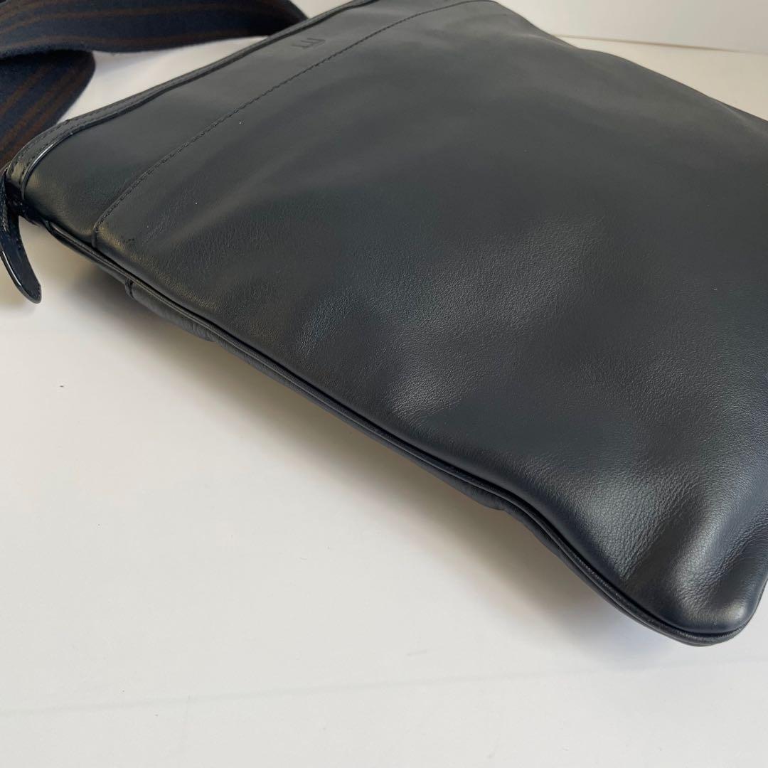 ✨未使用級　近年モデル✨　dunhill ショルダーバッグ　ポシェット　レザー