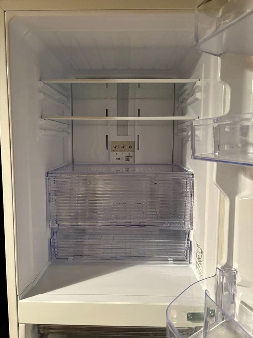 【大幅値下げ！】美品 送込み シャープ 冷蔵庫 SJ-PD28K-W SHARP