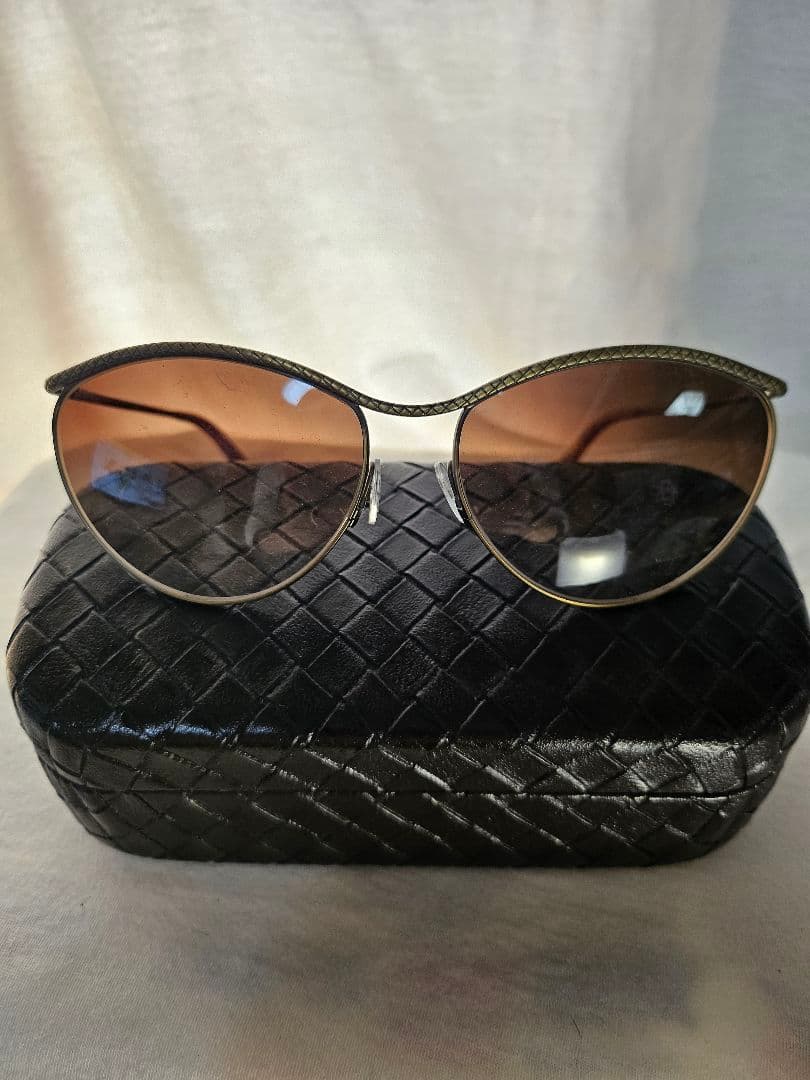 値下げしました！Bottega Veneta　サングラス