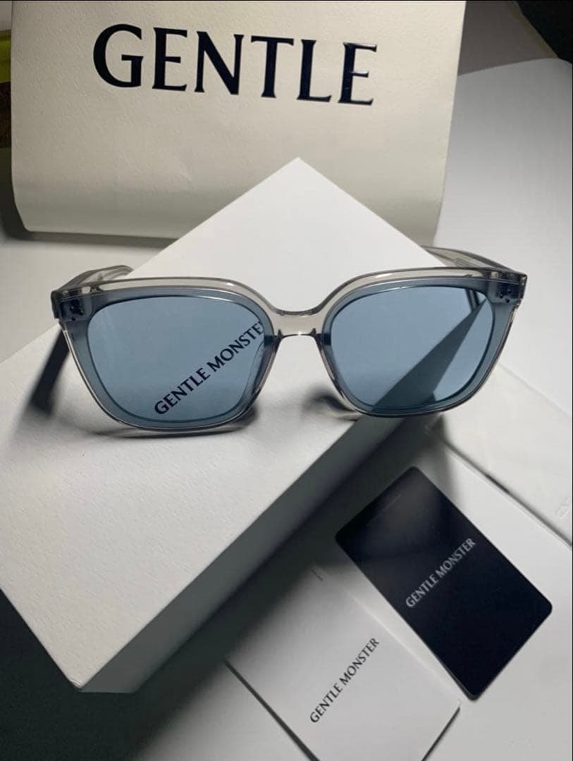 GENTLE MONSTER クリア・ブルー サングラス