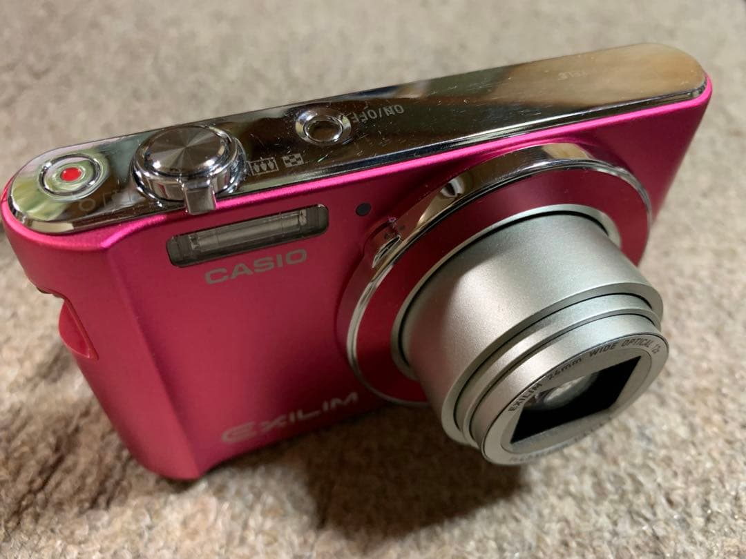 美品　CASIO（カシオ）デジタルカメラ EXILIM EX-ZS190 動作品