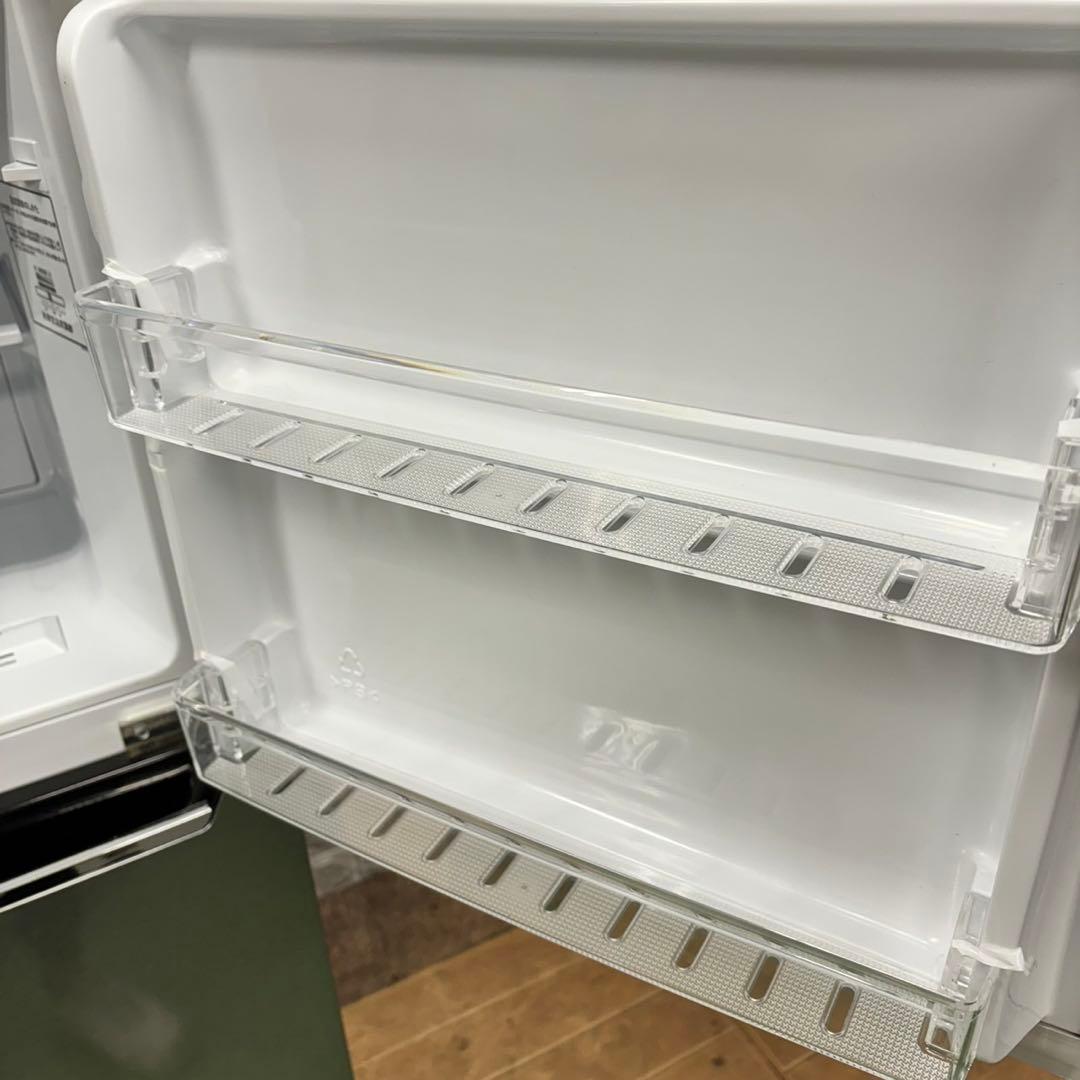 934 冷蔵庫　200L〜300L 大人気　小型　大型　右開き　シルバー　格安