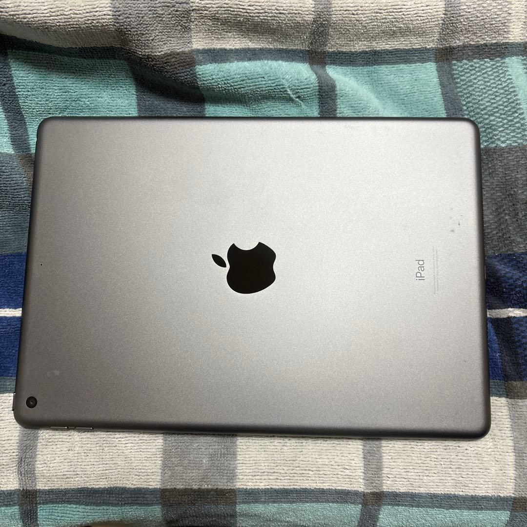 iPad 第9世代 64GB Wi-Fiモデル【中古品】