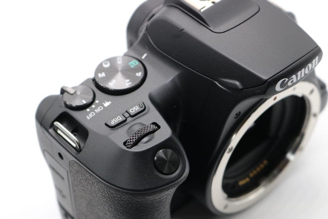 美品 【Canon EOS Kiss X10 トリプルレンズセット】 安心保証◎