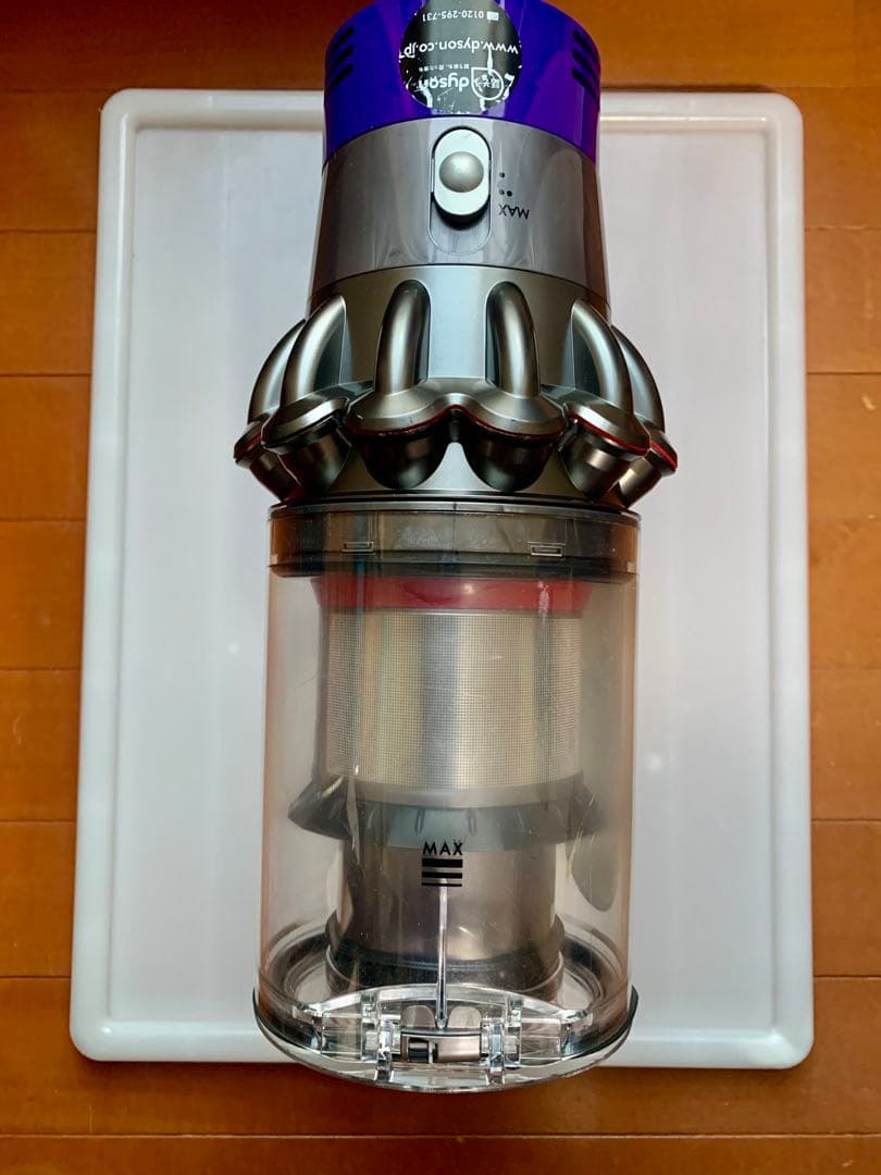 dyson ダイソンV10 SV12 本体のみ【分解清掃済み】