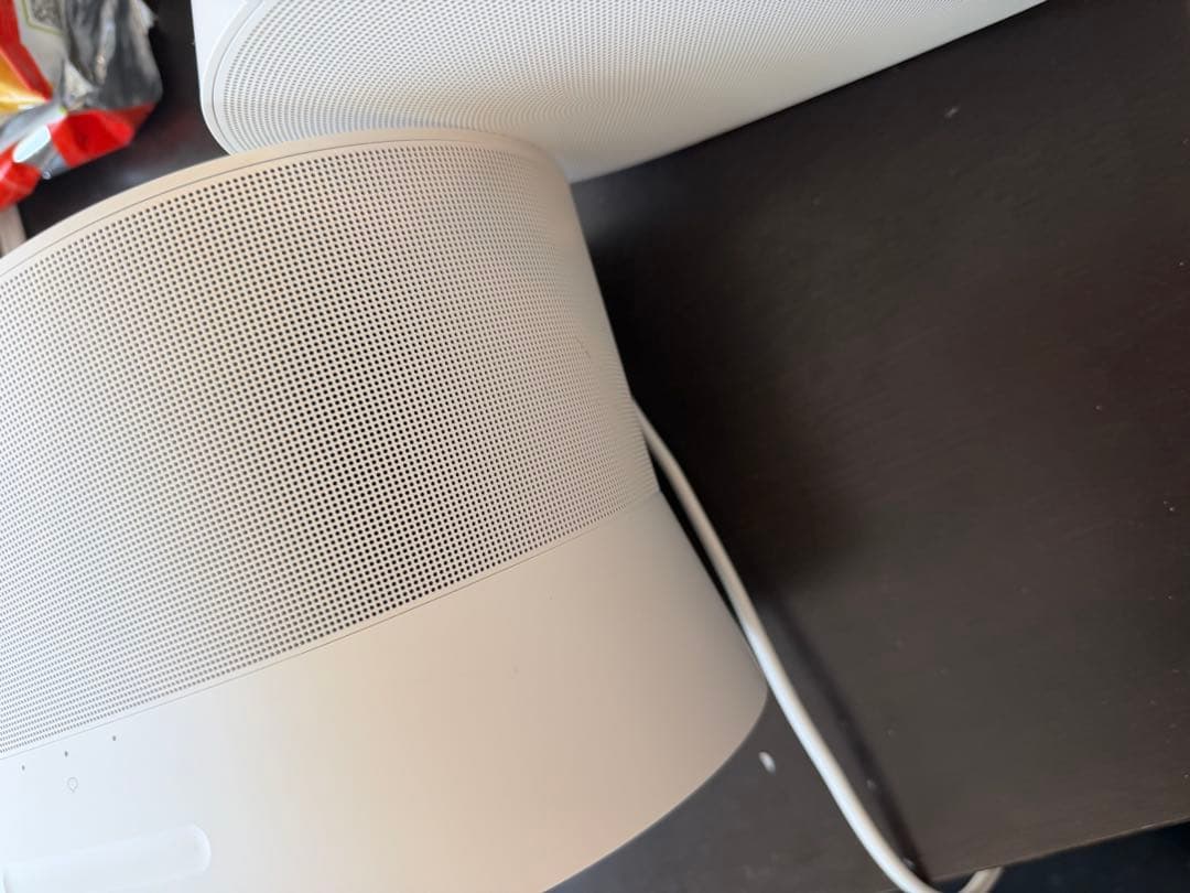 Sonos Era300 ホワイト2台、純正ウォールマウント