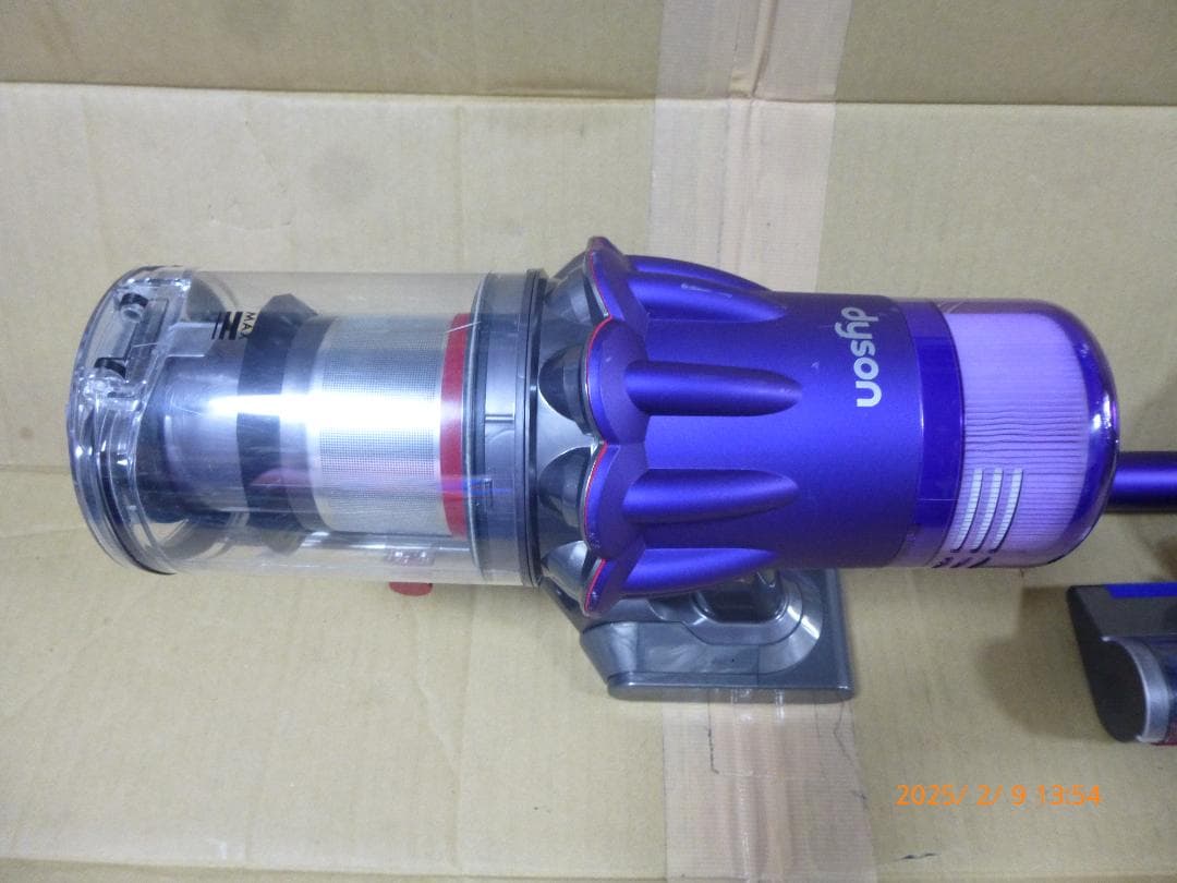 frenchie　ダイソンSV18　付属品付き　エコモード42分