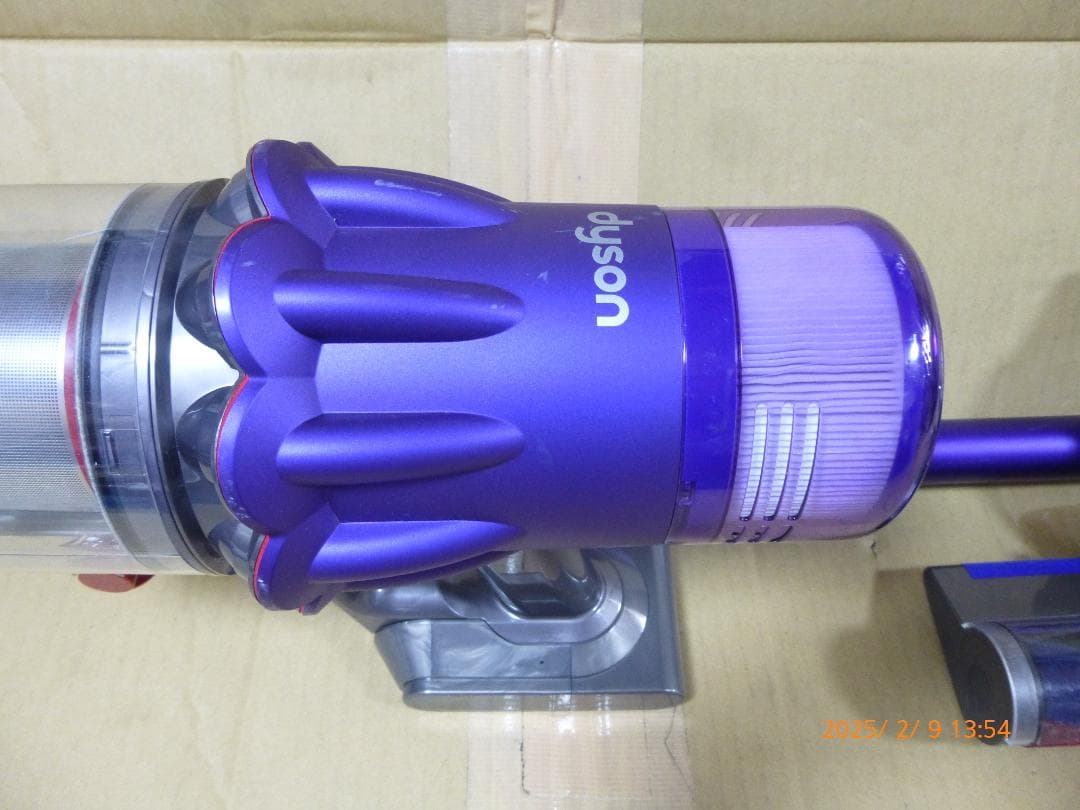 frenchie　ダイソンSV18　付属品付き　エコモード42分