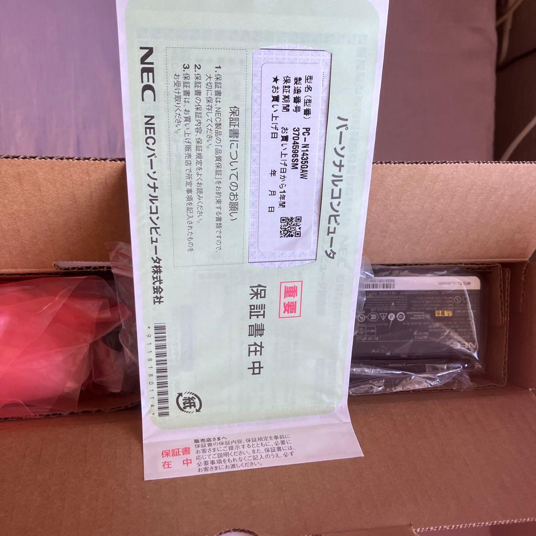 LAVIE N1435/GAW ノートPC 本体(展示開梱品)