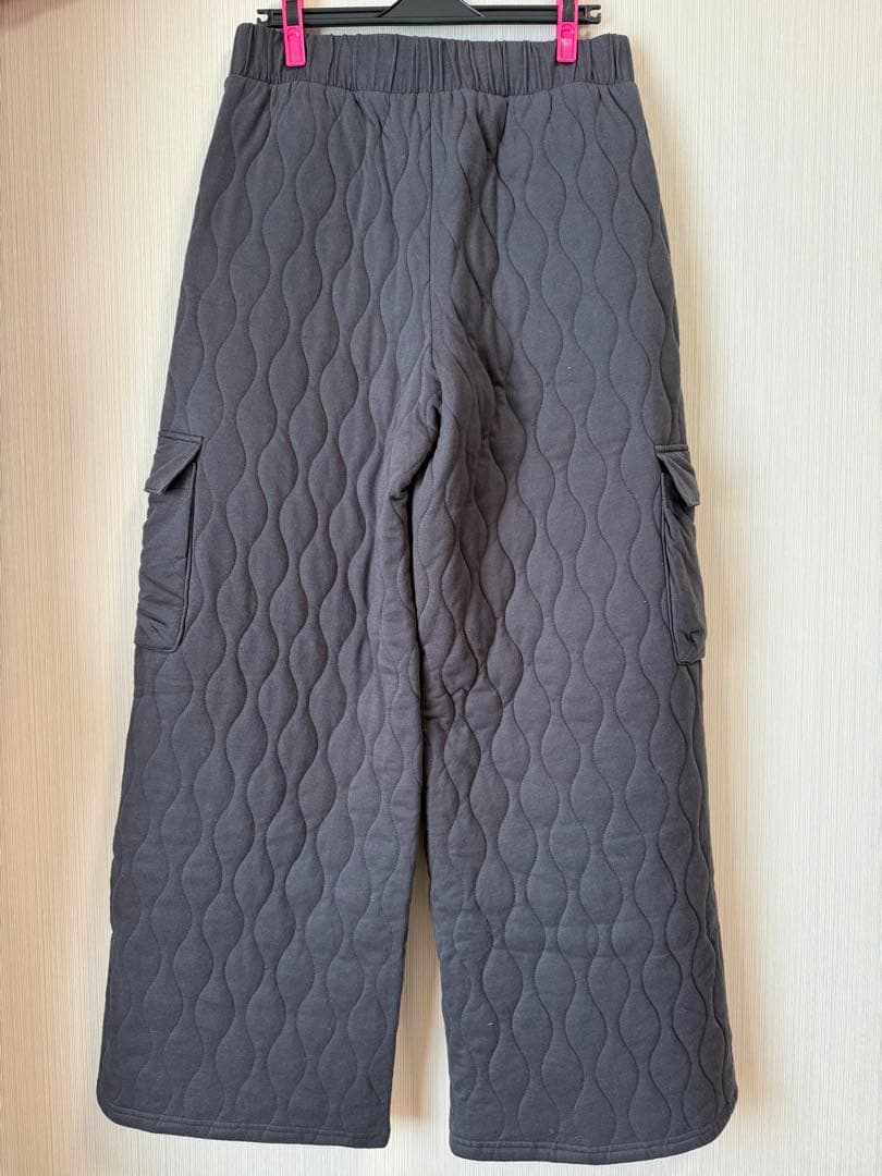 【新品未使用】UGG アグ　デジャ キルテッド カーゴ パンツ　レディース　M