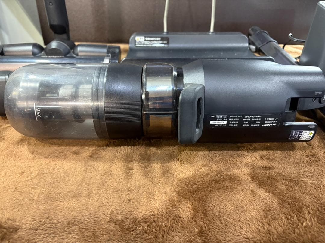 SHARP シャープ サイクロン式掃除機 EC-SR3SX