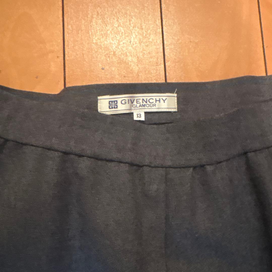 美品！GIVENCHY　13号　素敵な高級スーツ