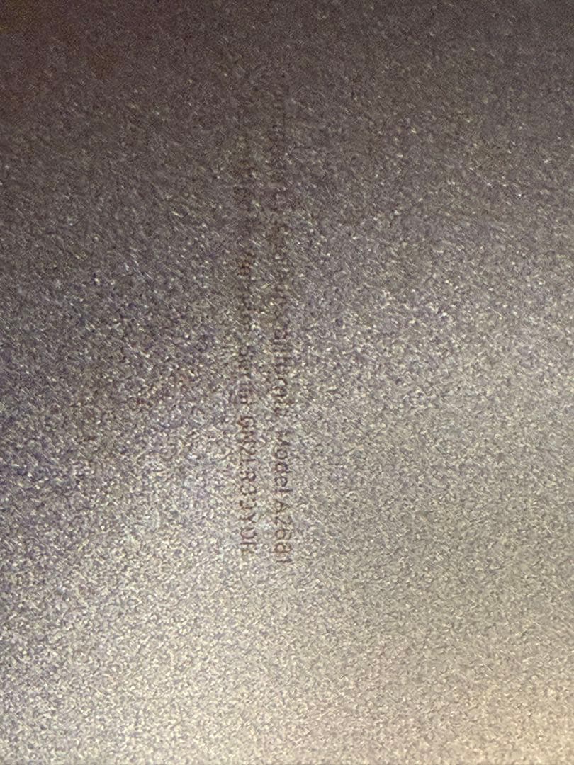 【ほぼ新品】M2 Macbook Air 256GB 8GB