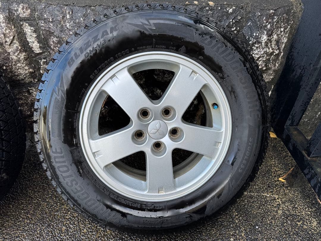 デリカ純正アルミ16インチ➕ブリヂストン ブリザック　スタッドレスタイヤ　セット